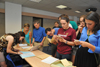 Studenti z Florida State University si prohlížejí ukázky archiválií z ABS (ÚSTR,  22.07.2013)