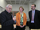Foto z návštěvy kardinála Miloslava Vlka